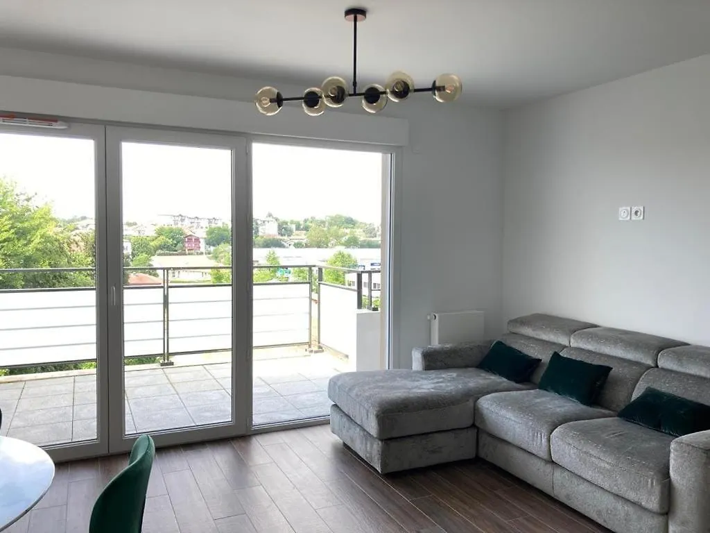 Apartment T2 Centre Ville Anglet Dernier Etage Parking En Sous-Sol Wifi Smart Tv Serviettes Et Draps Inclus